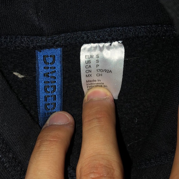 H&M divided black hoodie - Picture 2 of 6